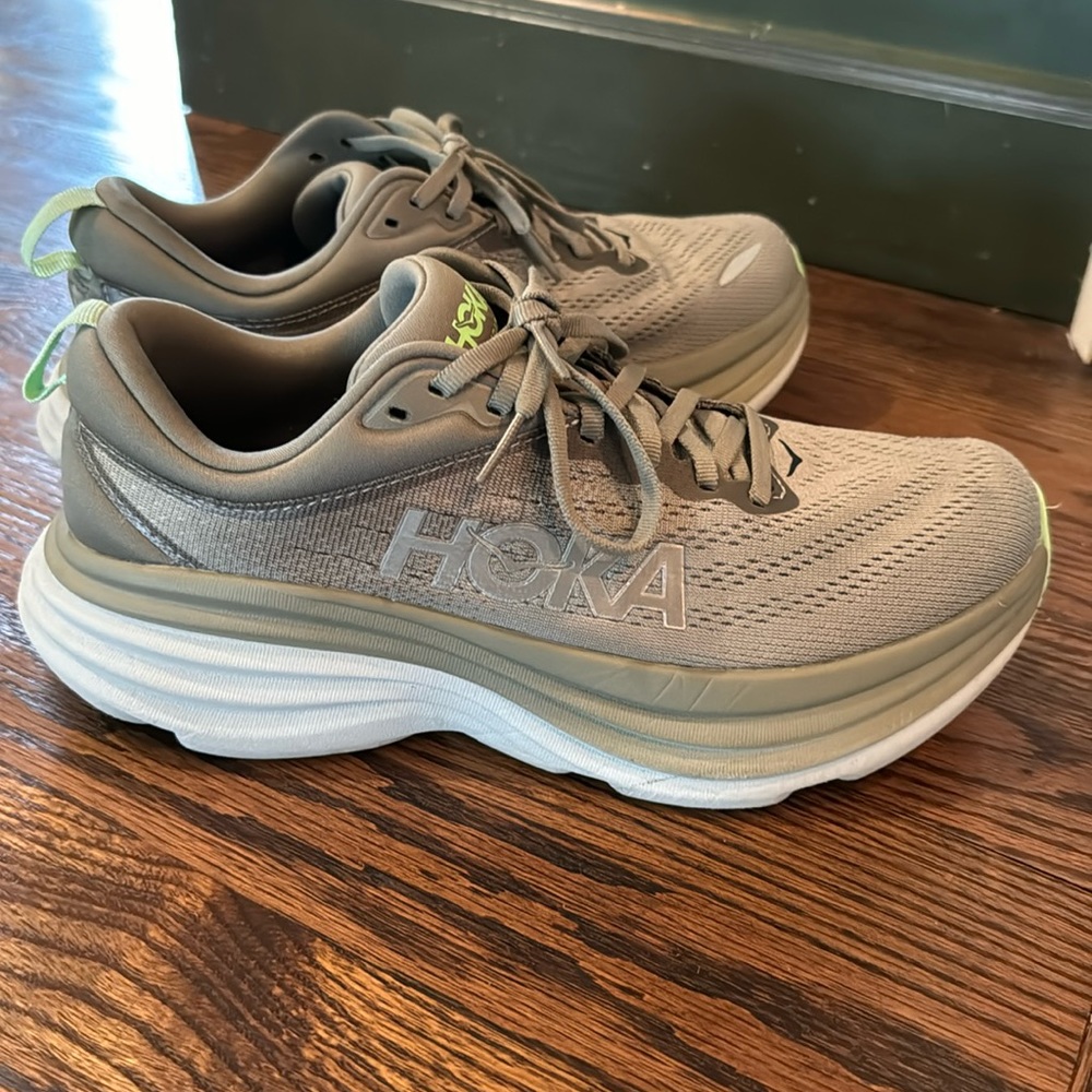 Hoka Bondi 8